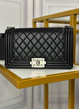 Кожаная сумка в стиле chanel boy1 фото