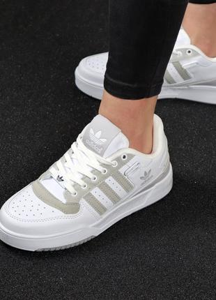 Жіночі замшеві, білі, стильні кросівки adidas forum. від 36 до 40 р. 7426 кк в демісезонні5 фото