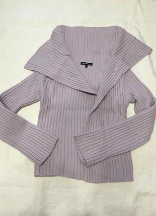 Кофта вовняна  світло бузкового кольору