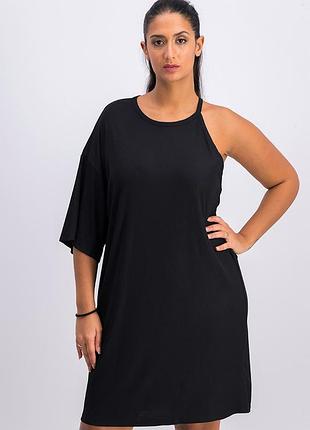 Асиметрична сукня bershka.