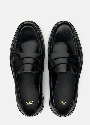 Zara шкіряні лофери , 39