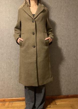 Продам пальто фірми h&m, розмір xs. від плеча до кінця рукава 58 см, довжина пальта 1 м, по плечах 43 фото