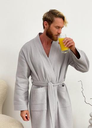 Мужской вафельный халат серый на запах банный халат для мужчин с вафельной ткани4 фото