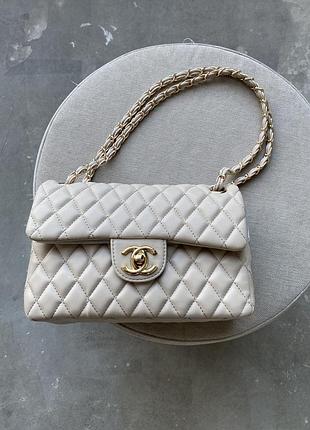 👜 chanel 2.55 beige