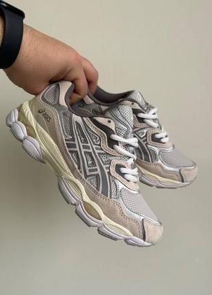 Классные женские кроссовки asics gel-nyc beige grey серо-бежевые1 фото