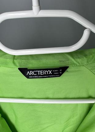 Женская куртка arcteryx atom зеленая7 фото