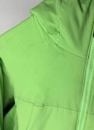 Жіноча куртка arcteryx atom зелена3 фото