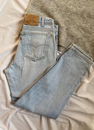 Levi's светлые джинсы