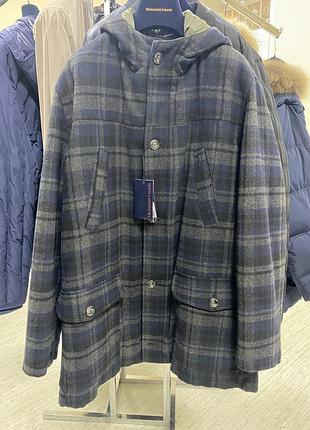 Зимняя куртка trussardi оригинал из италии