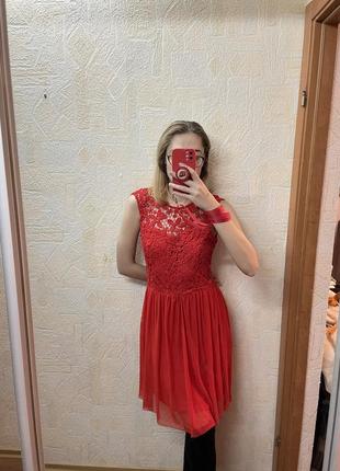 Красное женское платье м-л размер