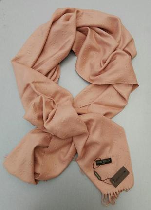 Шарф женский кашемировый брендовый бежевый пудра