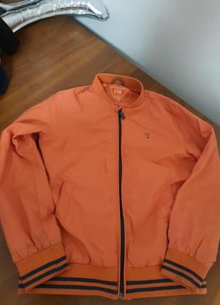 Вітрівка на хлопчика 140 см, б/в