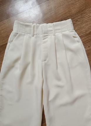 Роскошные кремово-молочные брюки палаццо с вытачками sinsay/широкие брюки палаццо.6 фото