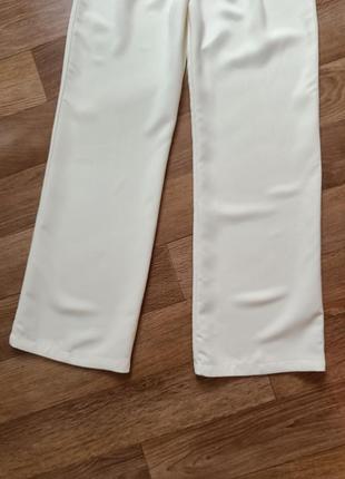 Роскошные кремово-молочные брюки палаццо с вытачками sinsay/широкие брюки палаццо.7 фото
