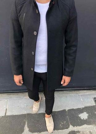 Чоловіче пальто чорне на ґудзиках туреччина