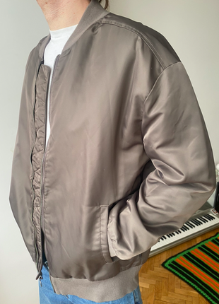 Бомбер reebok (original)