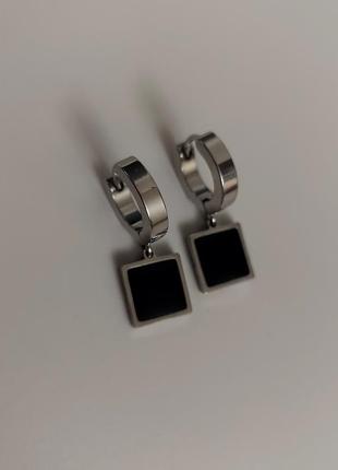 Медсталь сережки конго квадрат чорна емаль купити сережки з чорними вставками медзолото нержавійка фораджо медичне срібло квадратики3 фото