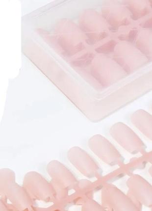 Камуфлирующие гелевые типсы для наращивания ногтей: молочные, розовые, бежевые. форма миндаль.7 фото