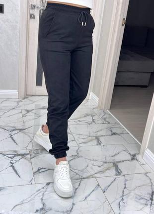 Джоггеры на резинке