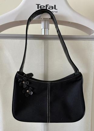 Маленькая стильная сумочка на плечо/в руку