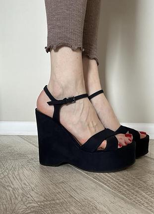 Босоножки zara