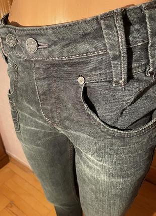 Крутые джинсы скинни levis5 фото