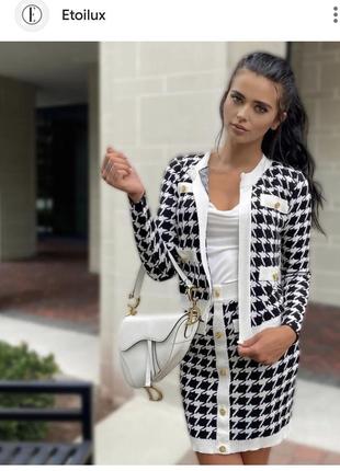 Новый трикотажный женский костюм