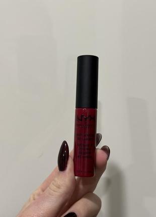 Nyx professional makeup soft matte lip cream легкая жидкая матовая помада