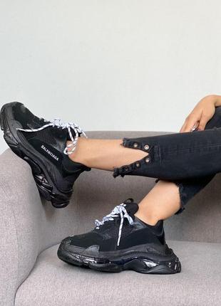 Крассовки balenciaga triple s1 фото