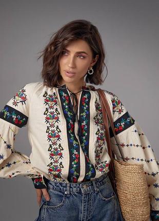 Колоритная блуза с вышивкой гладью, украинская вышиванка, этатно рубашка с вышивкой6 фото