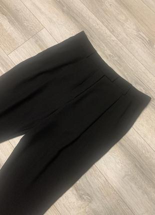 Класичні прямі вкорочені штани брюки cos dropped crotch trousers8 фото