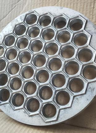 Пельменница форма для пельменей вареников алюминий советская 1,25 кг1 фото