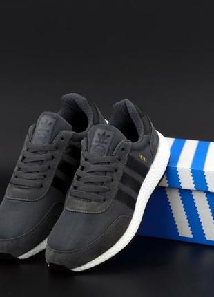 Кроссовки adidas iniki