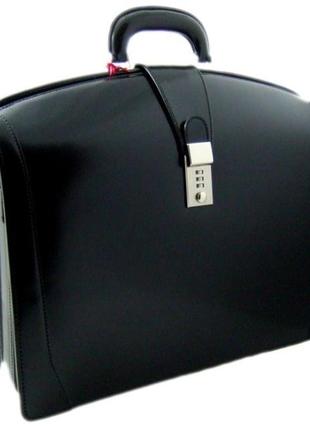 Сумка  чоловіча  італійський  бренд , для ноутбука 17 дюймів в чорному кольорі .