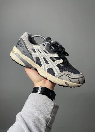 Чоловічі кросівки asics gel 1090 grey white4 фото