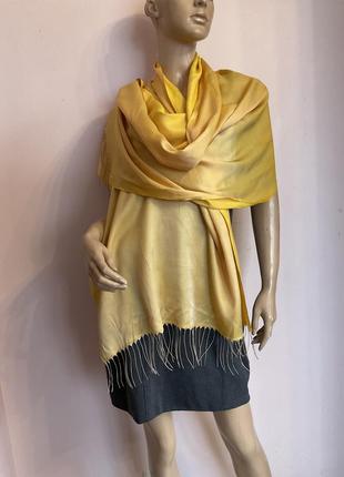 Желтый качественный шарф brend kroren