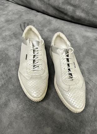 Черевики жіночі