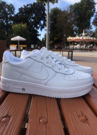 Nike air force 1 white – стильные мужские кроссовки