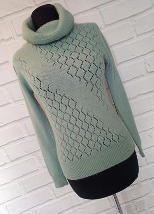 Жіночий светер з високою горловиною ангора вовна м'ятного кольору4 фото