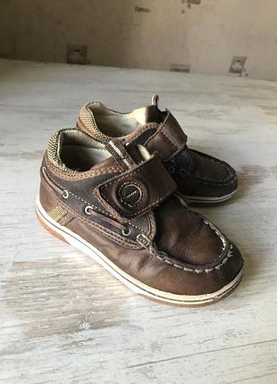 Шкіряні черевички мокасини