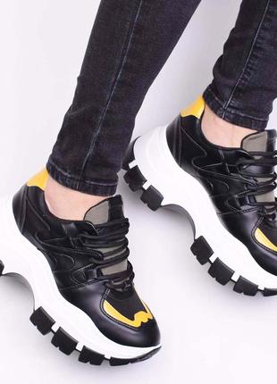 Стильные черные кроссовки на платформе массивные модные кроссы деми
