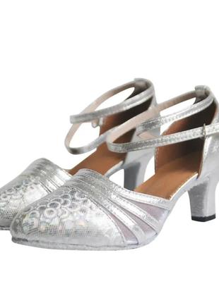 Шикарні блискучі новенькі срібні сріблясті босоніжки для бальних танців латина фокстрот вальс квікстеп3 фото