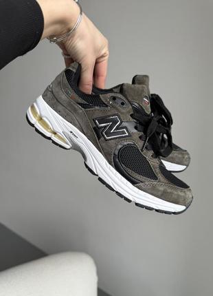 Стильные женские и мужские кроссовки new balance 2002r black dark olive хаки7 фото