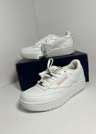 Reebok кроссовки 42
