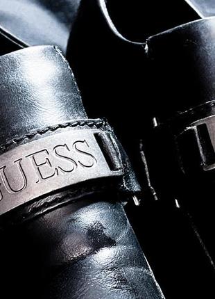 Шкіряні туфлі guess