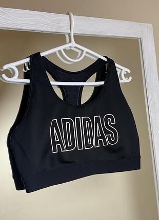 Женский спортивный топ adidas m размер