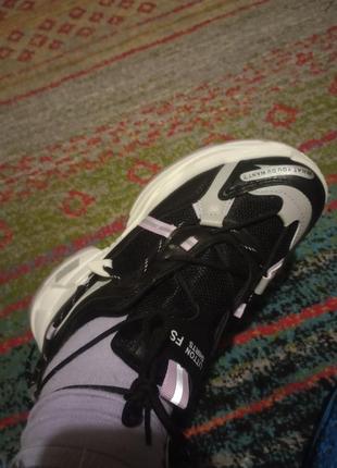 Стильные кроссовки на платформе7 фото