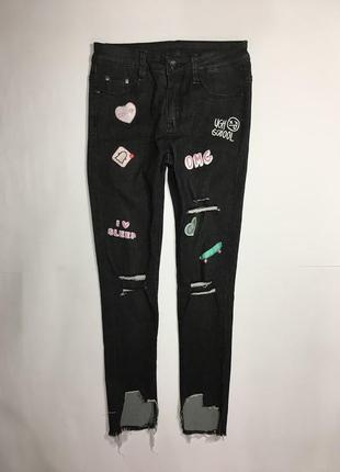 Стрейчеві джинси з нашивками дівчинці, 9 років