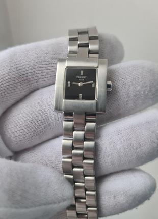 Жіночий годинник tissot l730k black swiss made sapphire3 фото