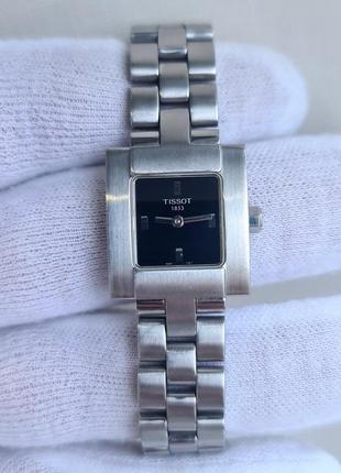 Жіночий годинник tissot l730k black swiss made sapphire1 фото